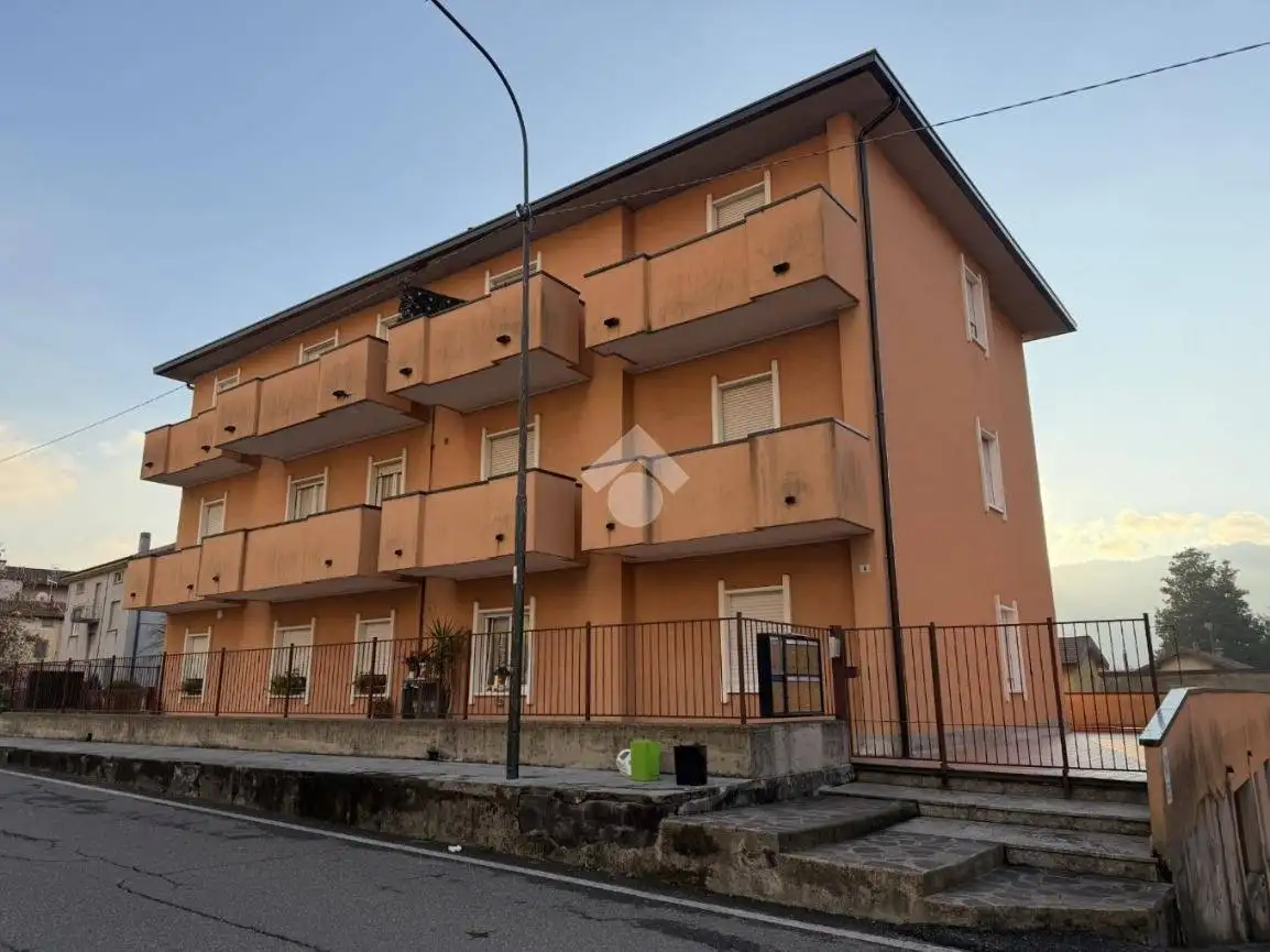 Appartamento in vendita a Calolziocorte