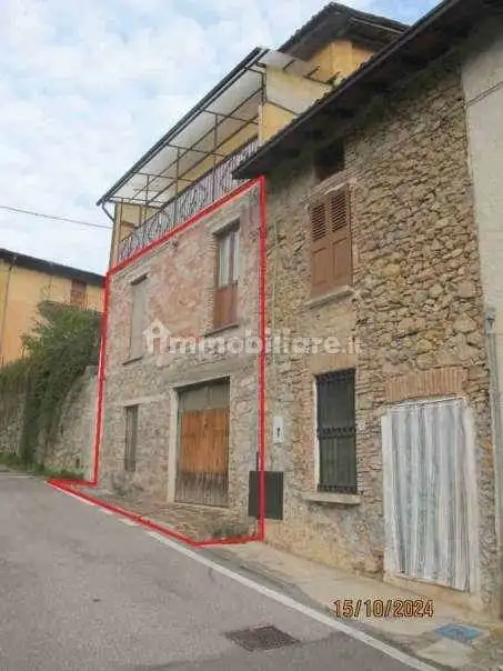 Casa indipendente in asta a Pezzaze