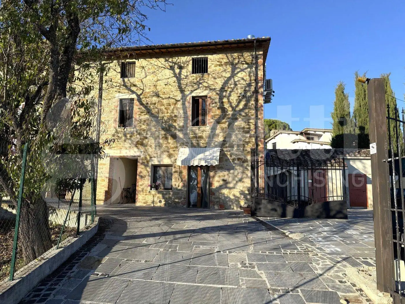 Palazzo - Edificio in vendita a Perugia