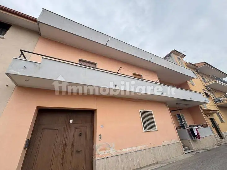 Appartamento in vendita a Mondragone