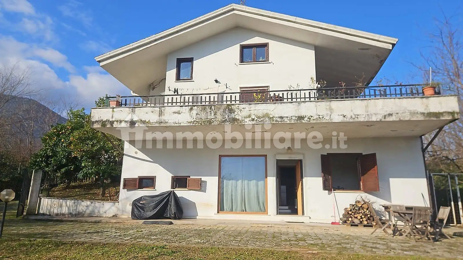 Villa in vendita a Supino