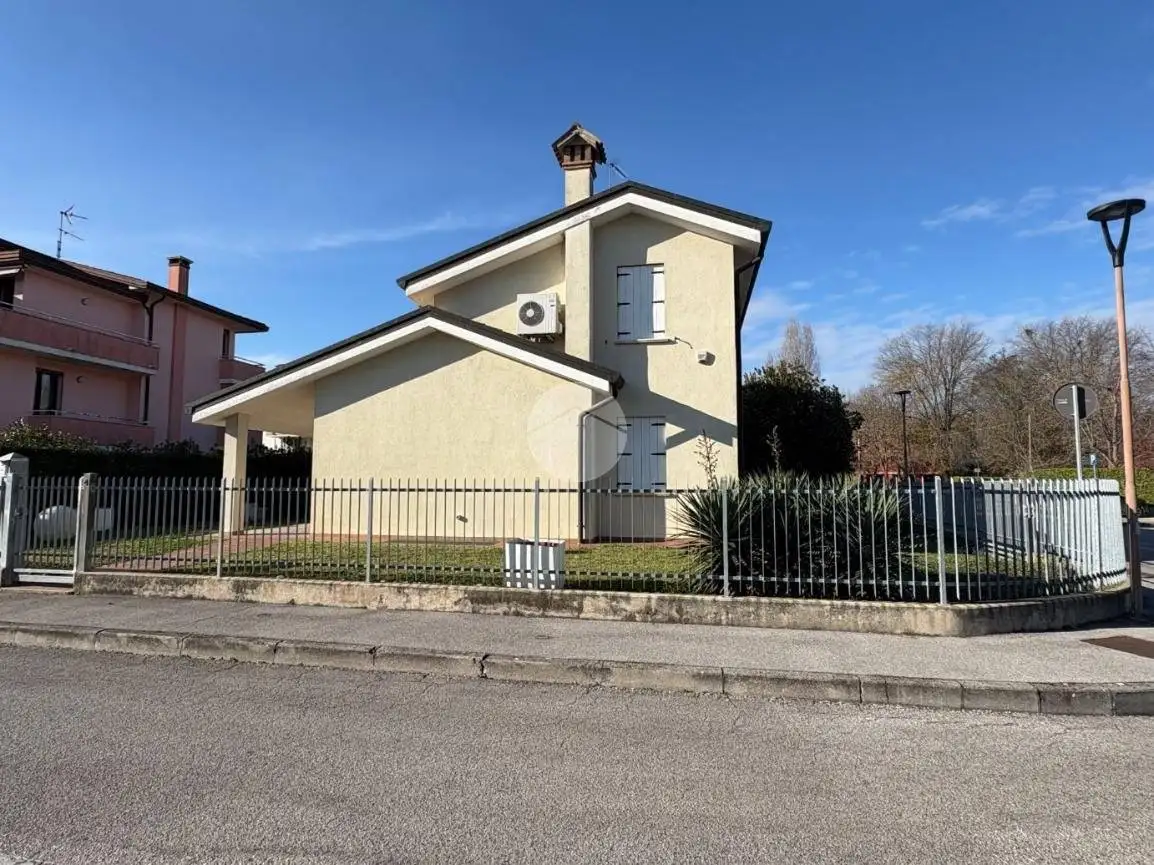 Villa unifamiliare via Orlando C. 4, Battaglia Terme - foto 5