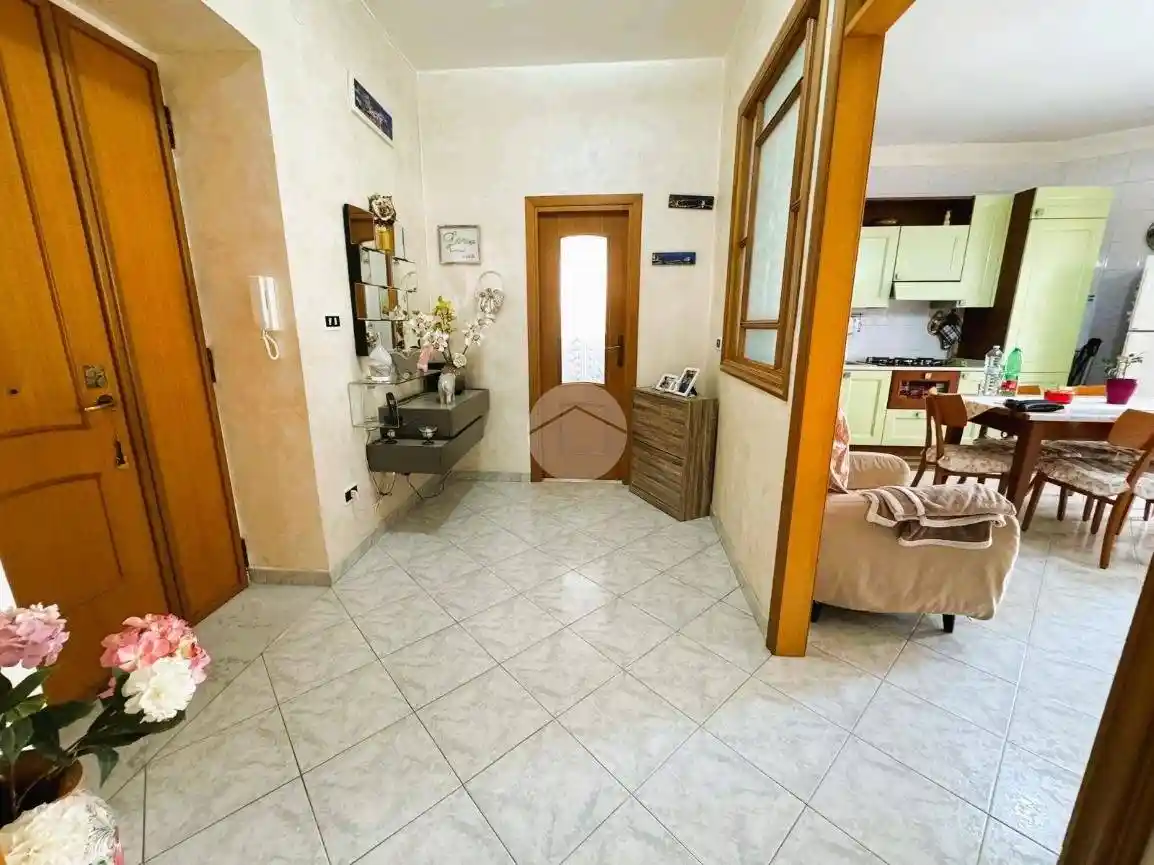 Quadrilocale traversa I via Luciano 11, Pozzuoli Alta, Pozzuoli - foto 4