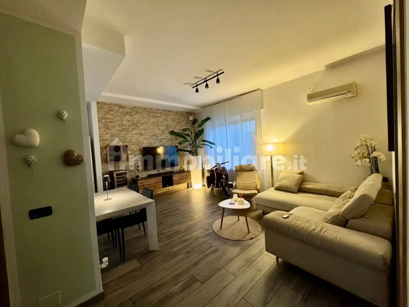 Villa unifamiliare via Torino, Semicentro, Cantù - foto 2