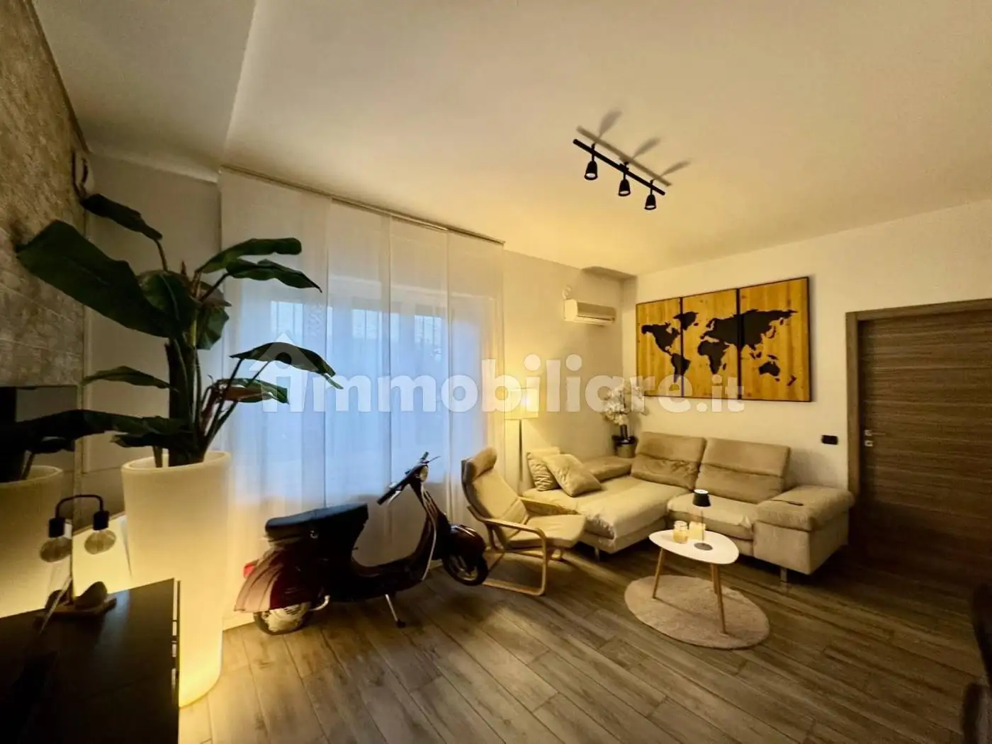 Villa unifamiliare via Torino, Semicentro, Cantù - foto 3