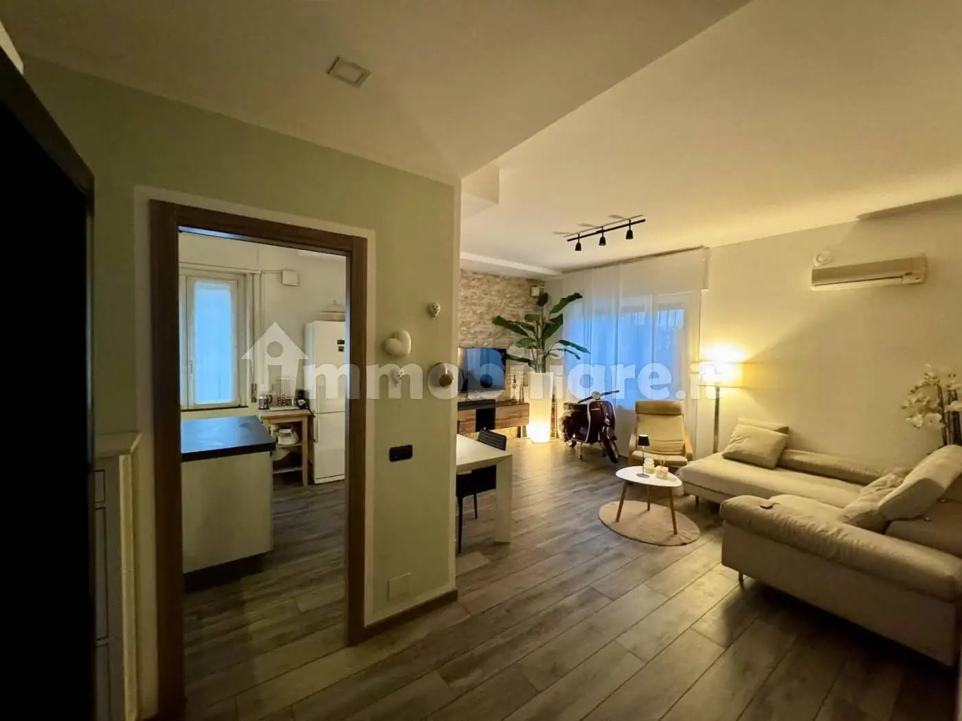 Villa unifamiliare via Torino, Semicentro, Cantù - foto 4