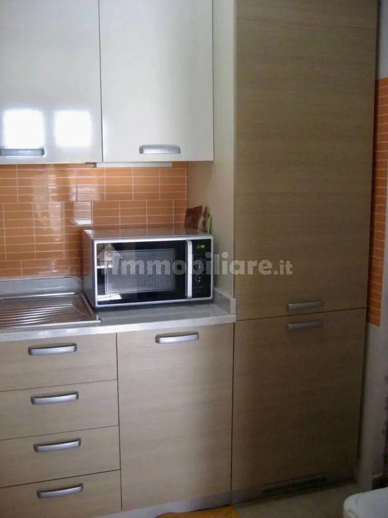 Trilocale via Michelangelo Buonarroti 40, Casamassima - foto 2