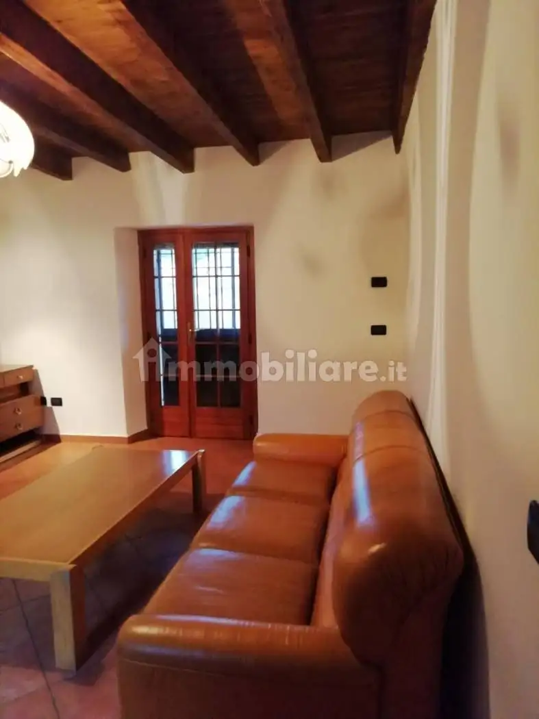 Trilocale via Giovanni Chiassi 8, Centro, Castiglione delle Stiviere - foto 2