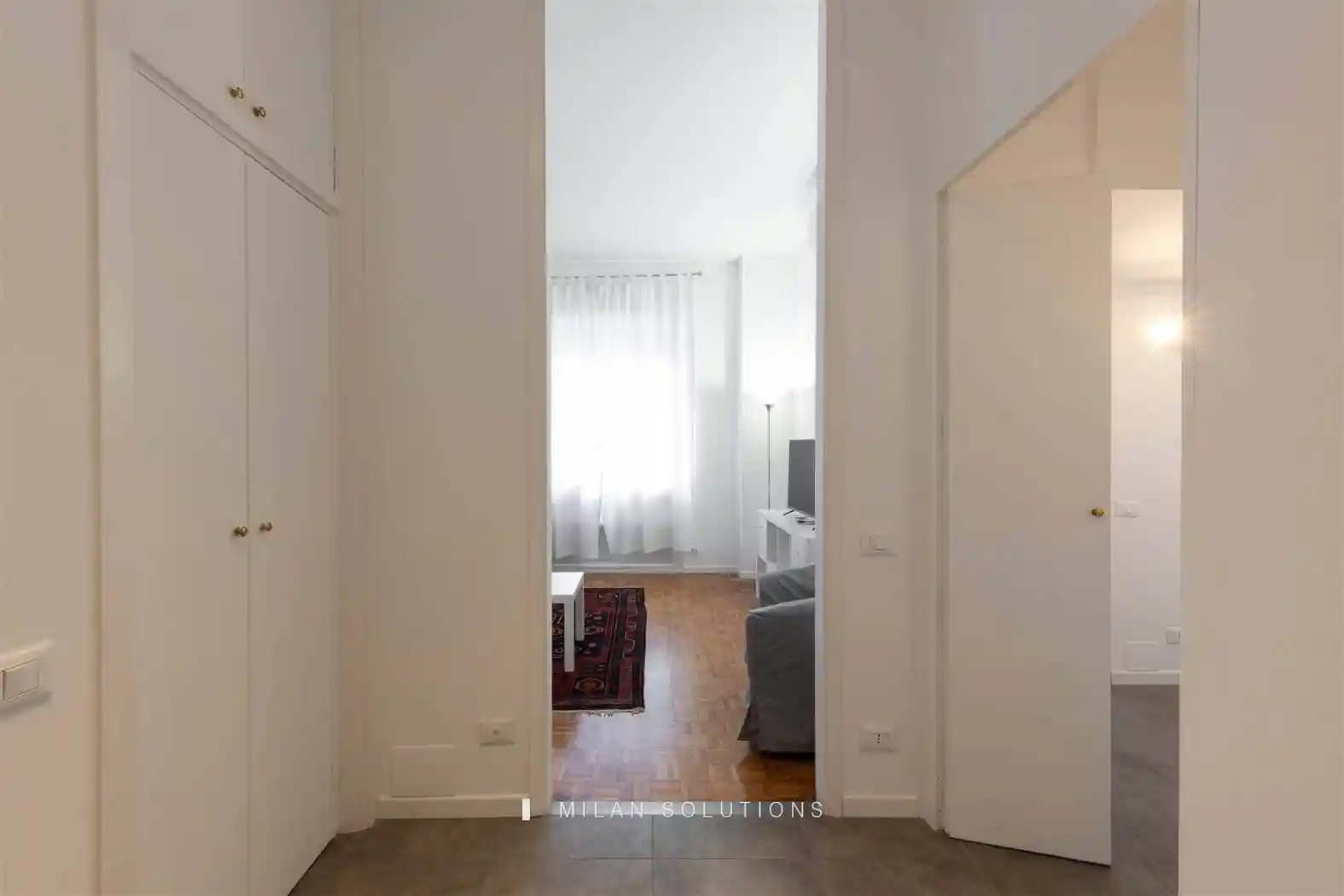 Bilocale Galleria Strasburgo 3, Borgogna - Largo Augusto, Milano - foto 4