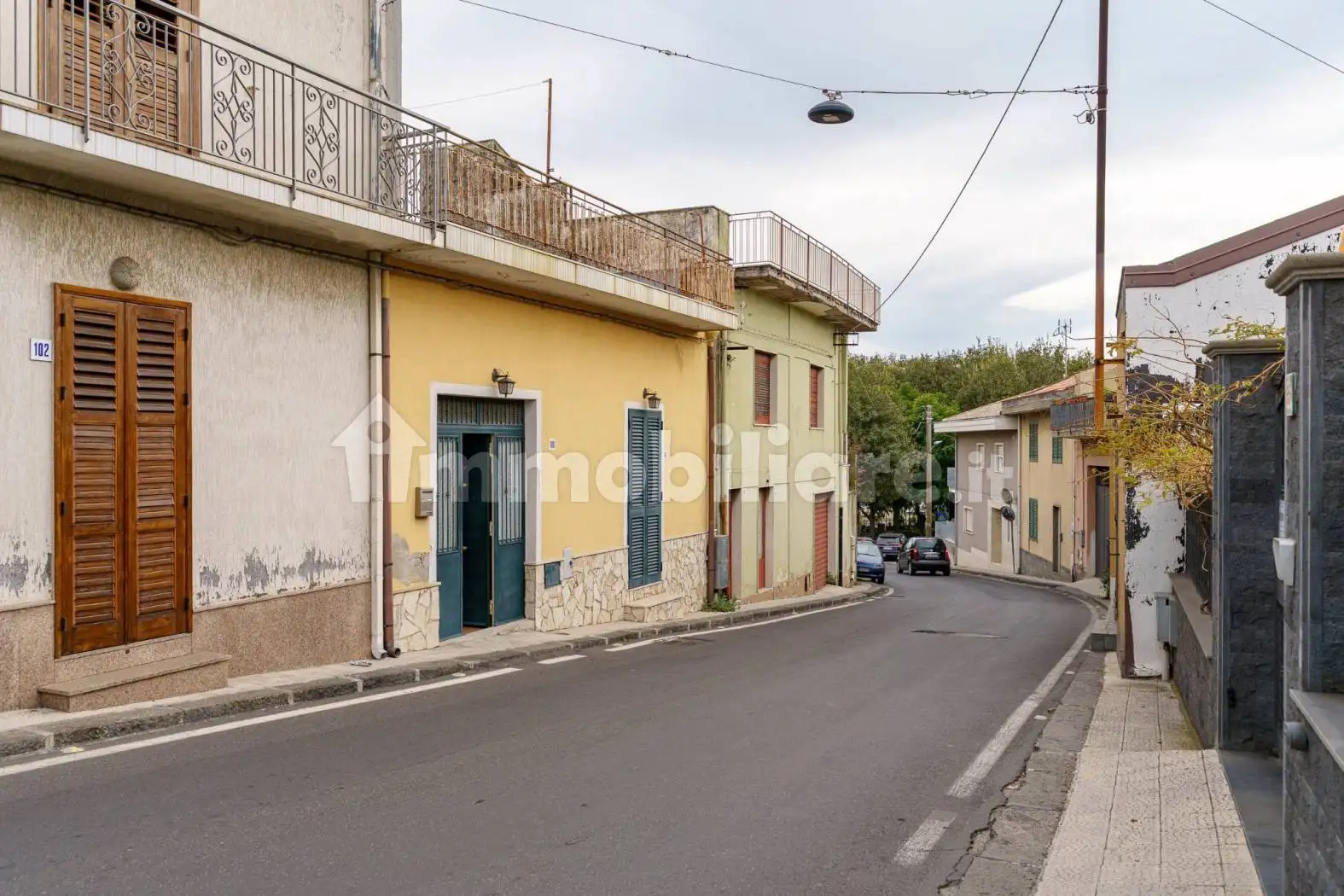 Terratetto unifamiliare via Vittorio Veneto 98, Centro, Aci Bonaccorsi - foto 2