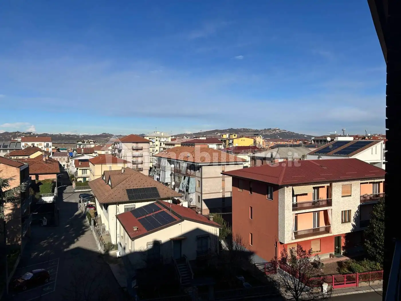 Quadrilocale Strada Rorine 29, Borgo Piave, Corso Europa, Zona Ferrero, Alba - foto 4