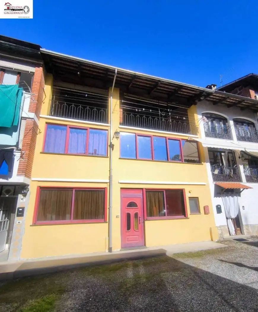 Villetta a schiera in vendita a Occhieppo Inferiore