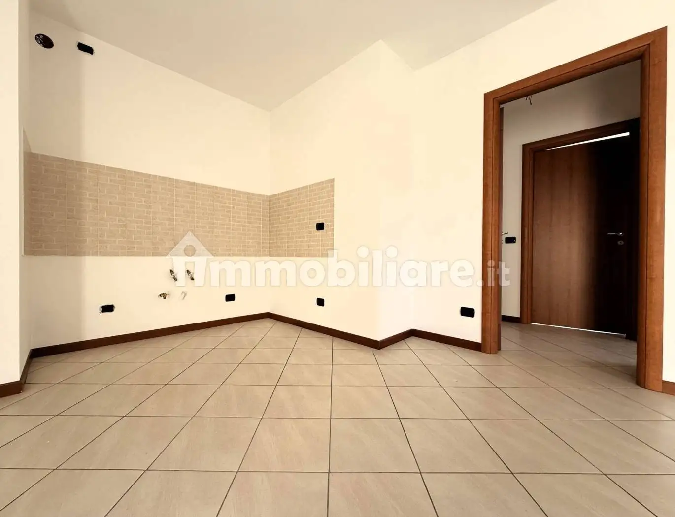 Bilocale via Fratelli Bandiera 7, Centro, Arona - foto 5