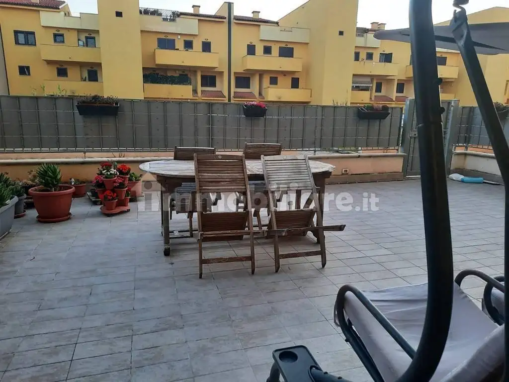 Appartamento in vendita a Livorno