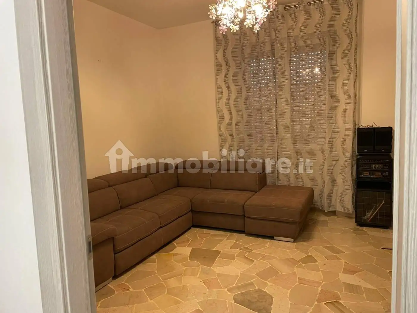 Trilocale via Giovanni Verga 16, Bareggio - foto 4