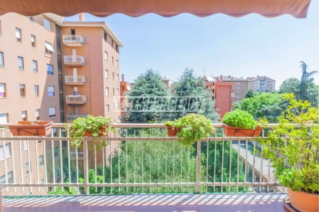 Trilocale via Michelangelo Buonarroti 19, Cormano - foto 4