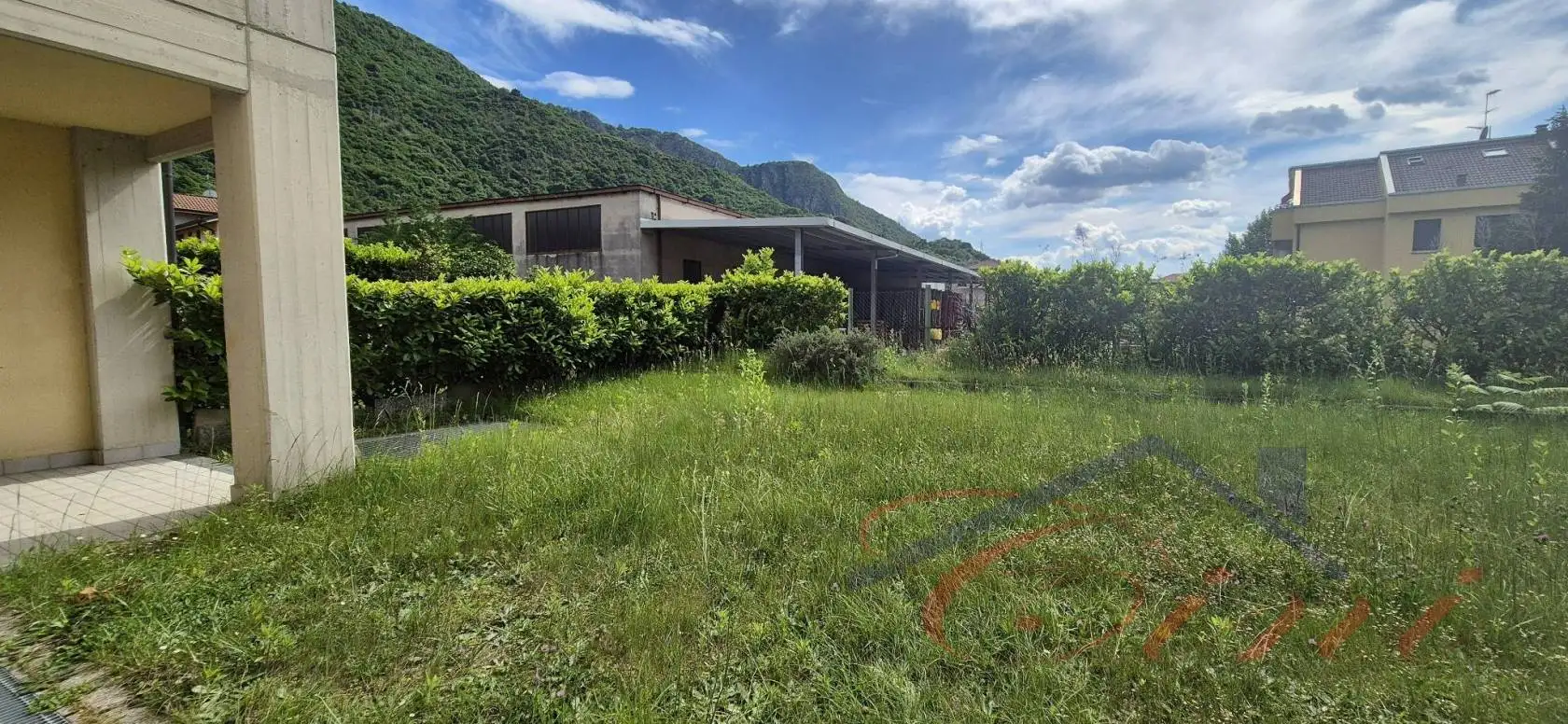 Appartamento in vendita a Malgrate