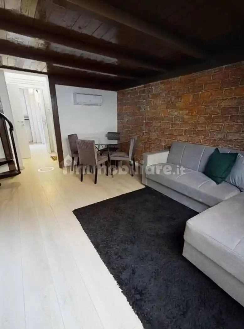 Trilocale via Jacopo Dal Verme 4, Isola, Milano - foto 2