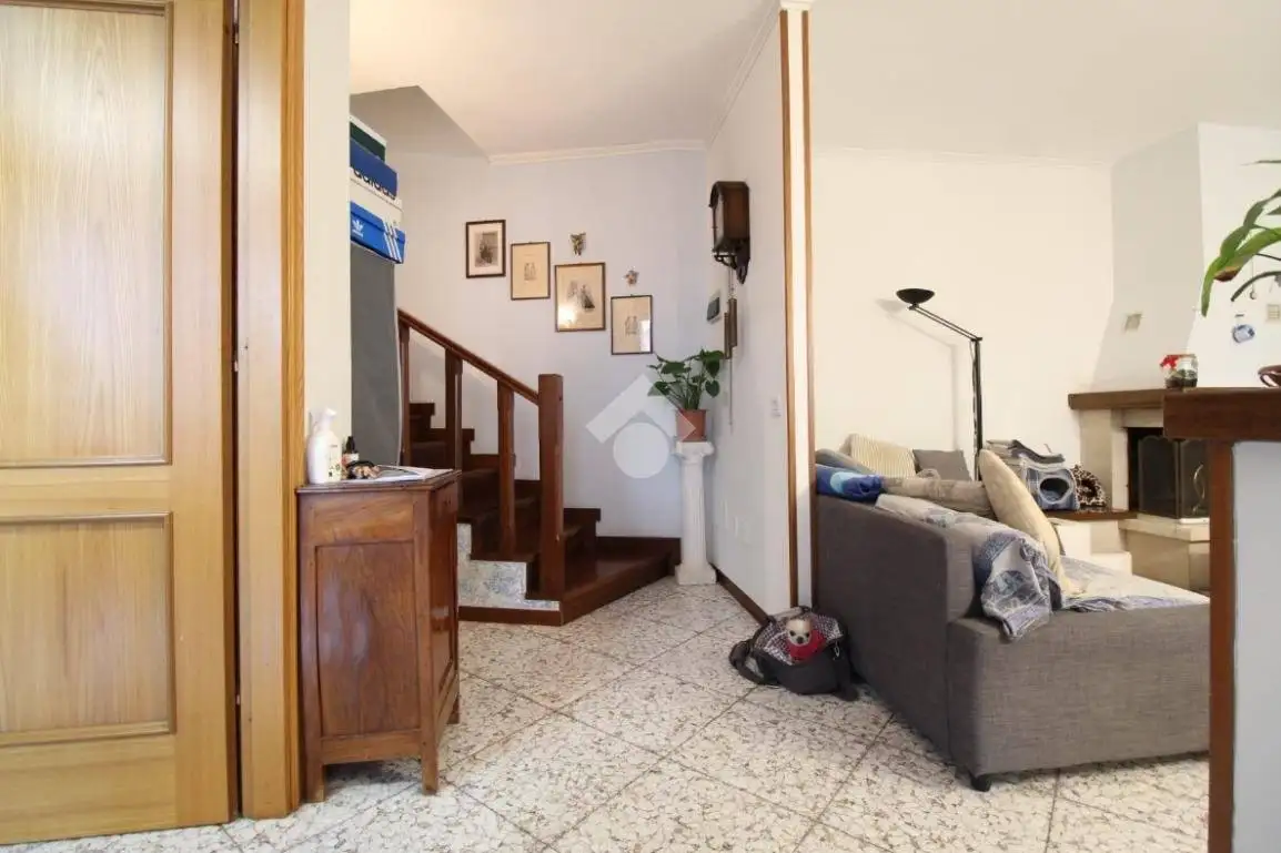 Villa a schiera via Canale 1, Centro, Casalgrande - foto 4