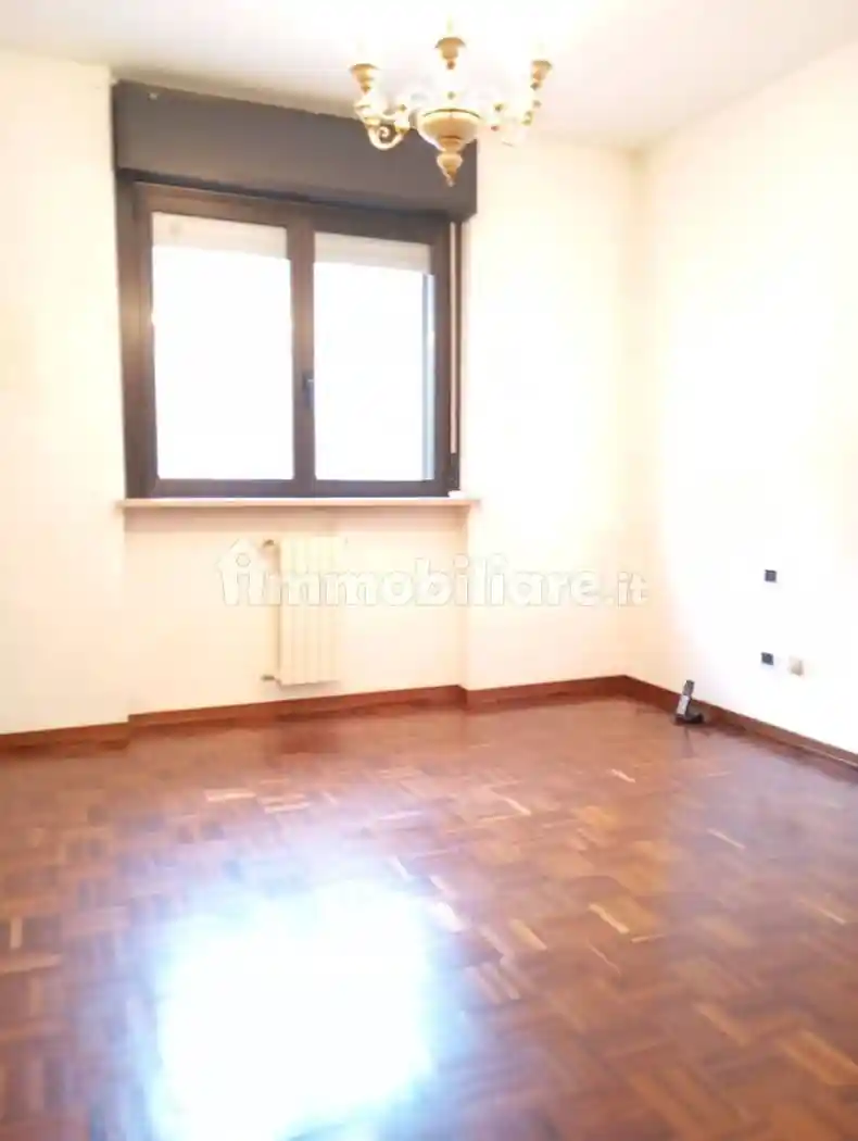 Trilocale via Asmara 18, Semicentro, Vercelli - foto 4