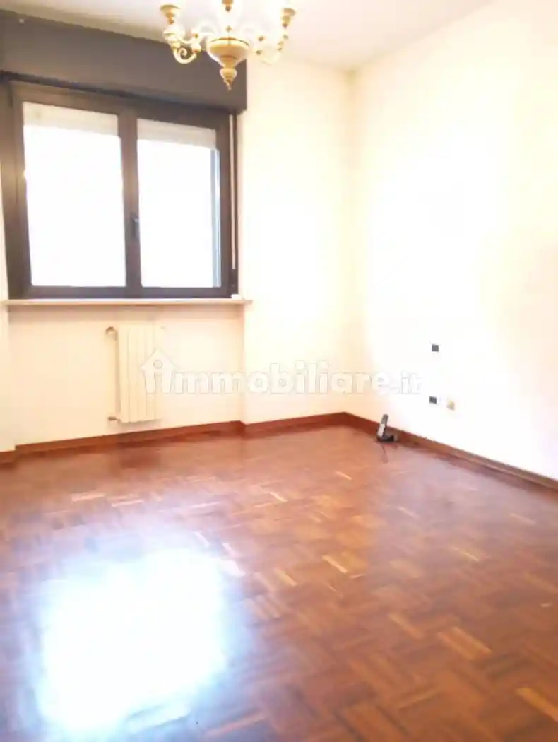 Trilocale via Asmara 18, Semicentro, Vercelli - foto 5