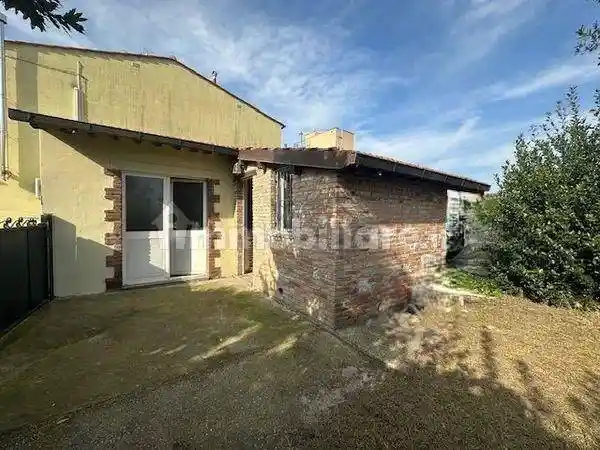 Villa in vendita a Pisa