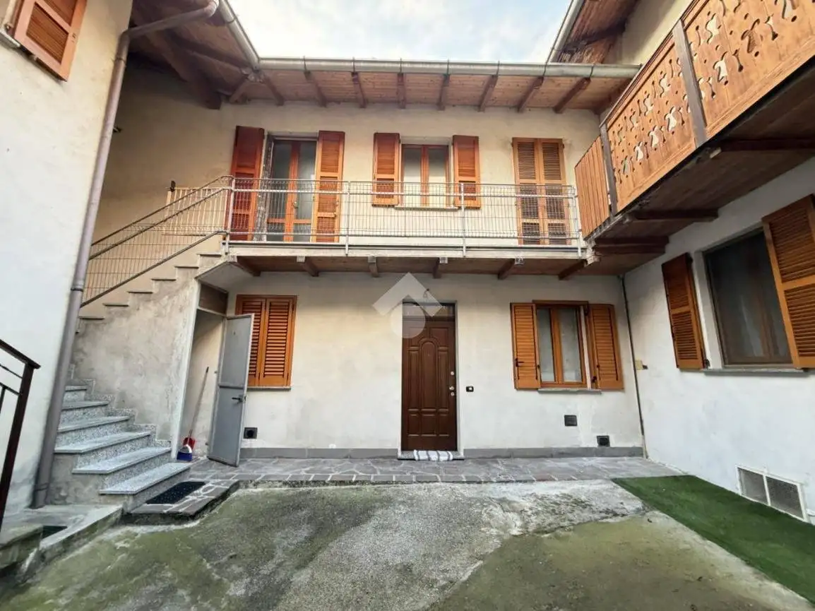 Casa indipendente in vendita a Vercurago