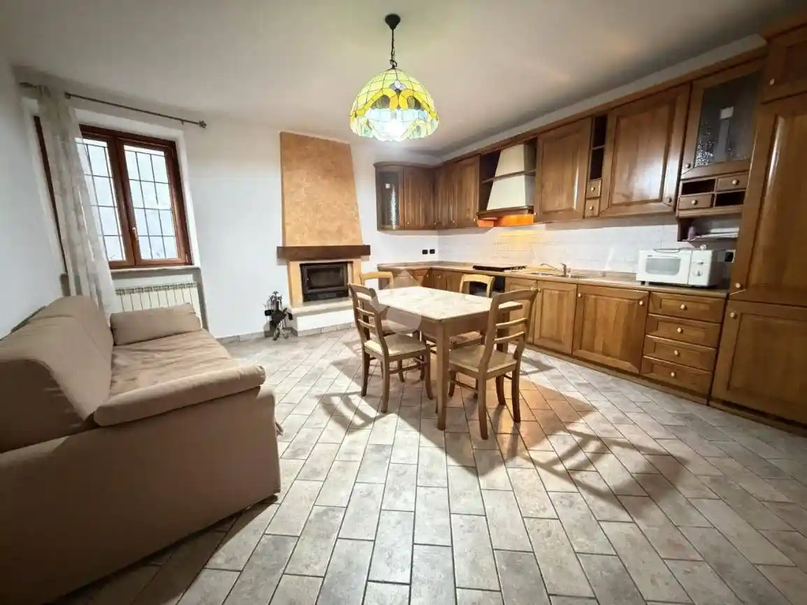 Casa indipendente - foto 2