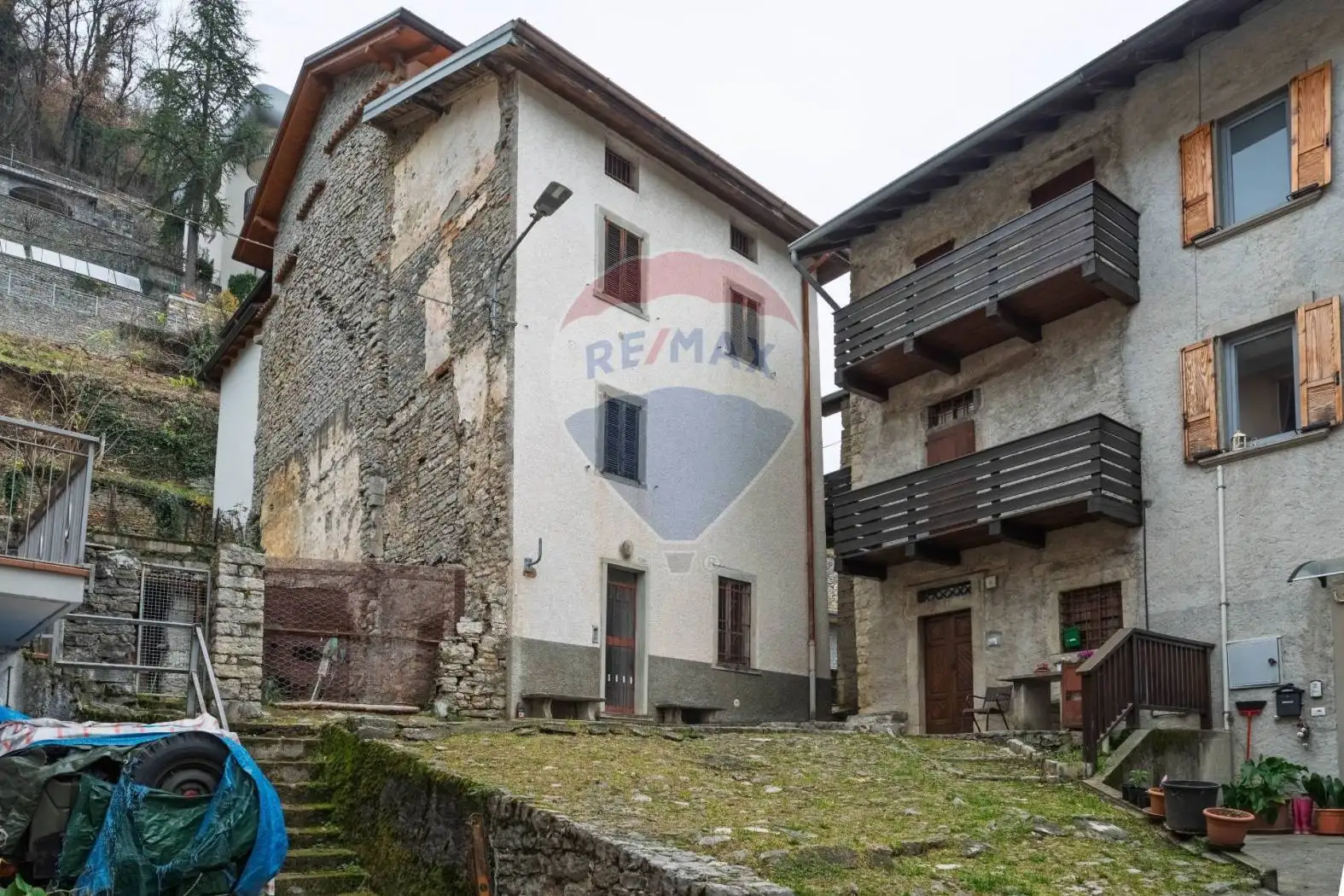 Casa indipendente in vendita a Locatello