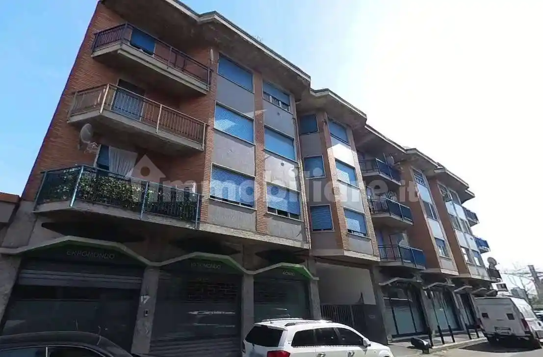 Appartamento in vendita a Baranzate