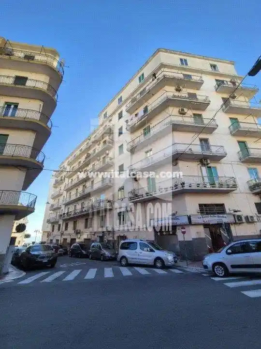 Trilocale via interna marina, Centro, Crotone - foto 2