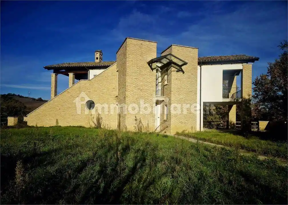 Villa unifamiliare, ottimo stato, 350 m², Fara Filiorum Petri - foto 2