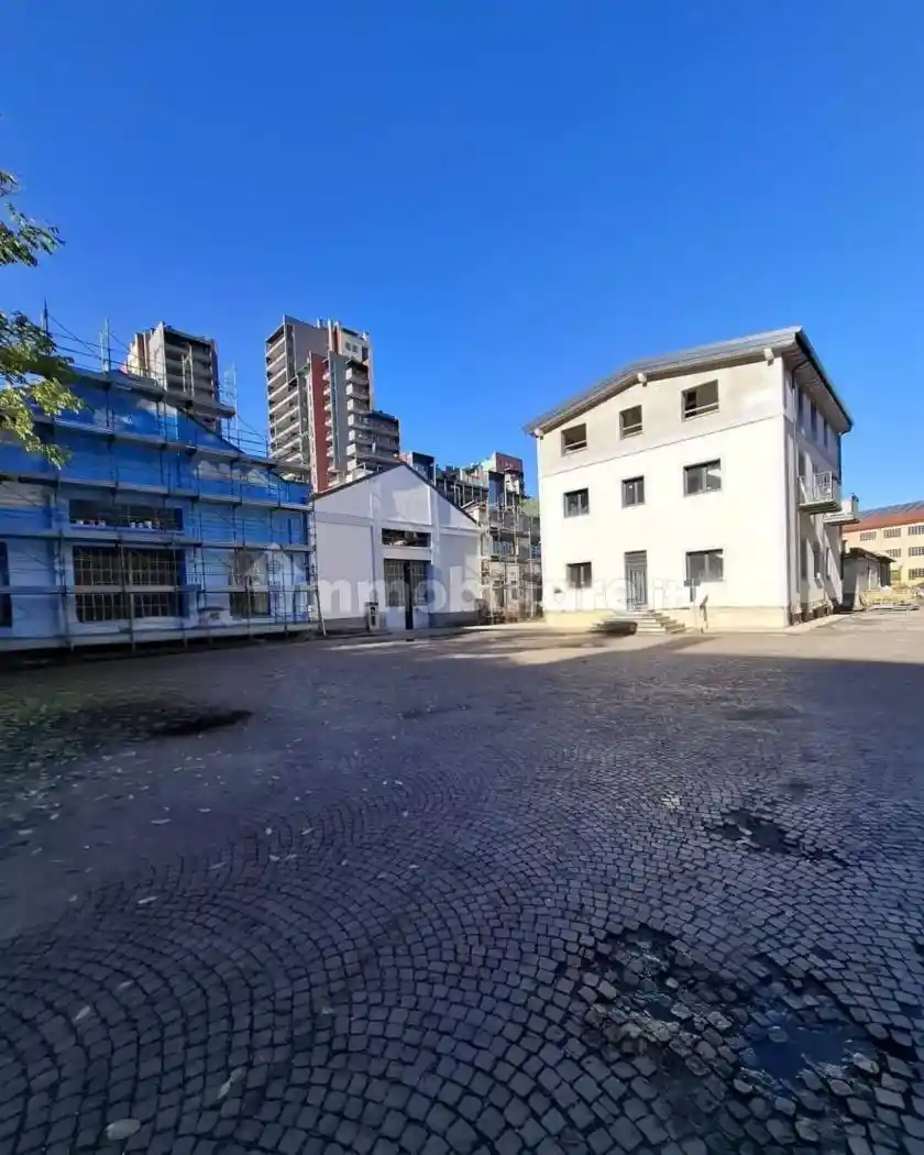 Trilocale via Enrico Cosenz 44, Bovisa, Milano - foto 5