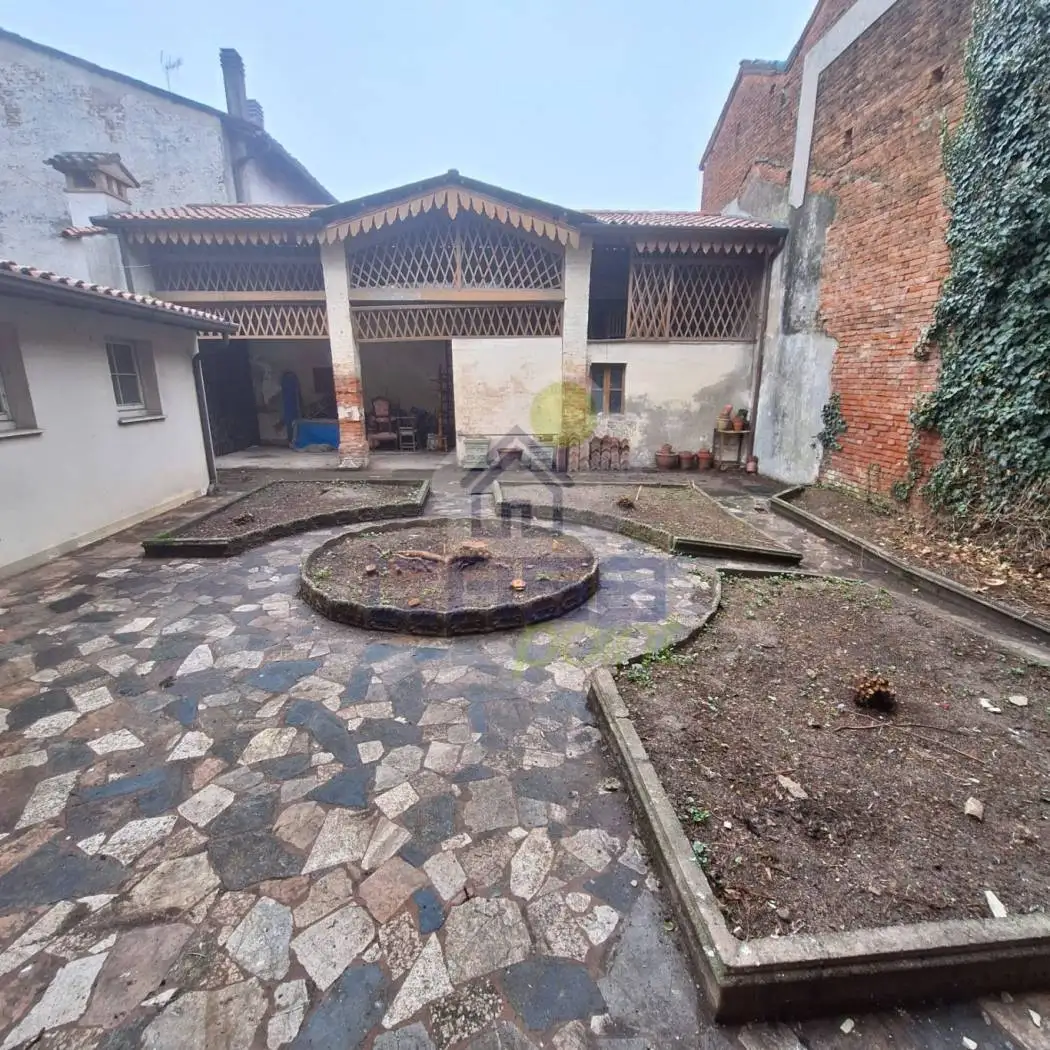 Casa indipendente in vendita a Borgo San Giacomo