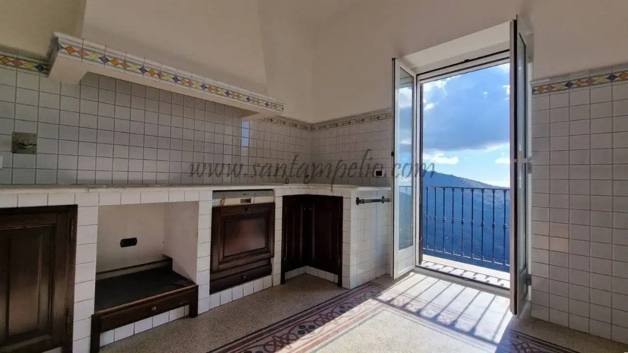 Appartamento in vendita a Perinaldo