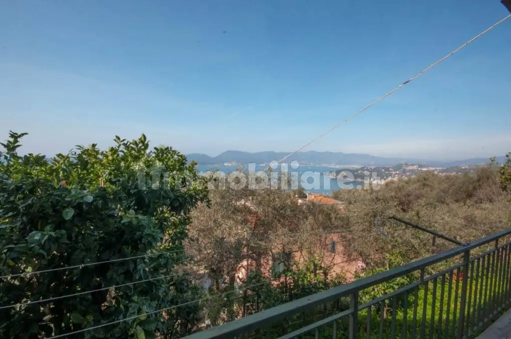 Appartamento in vendita a Lerici