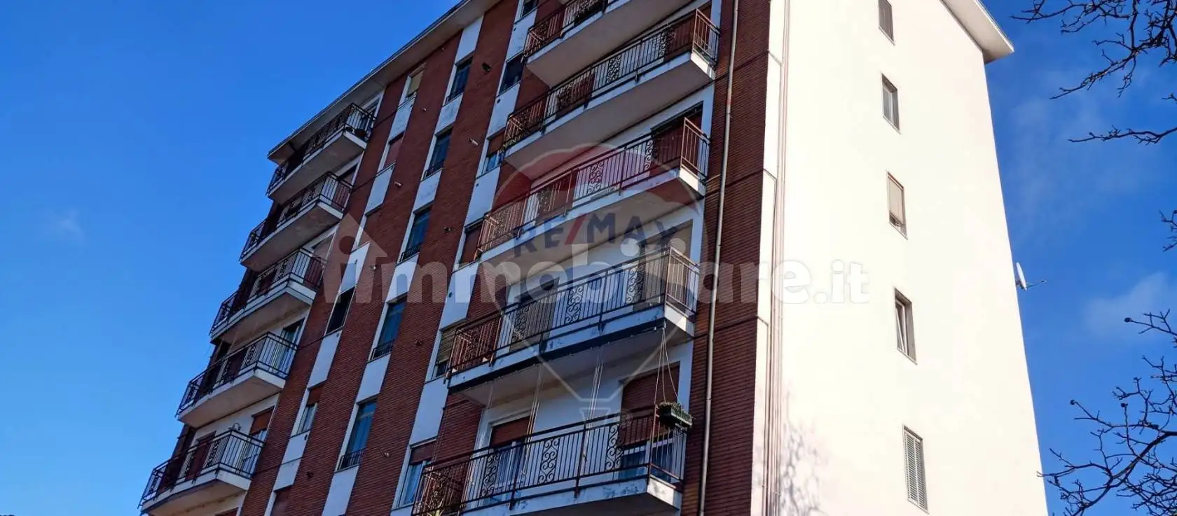 Appartamento in vendita a Dormelletto