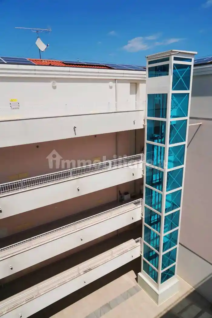 Quadrilocale via Isola Saloni 110, Centro Storico, Chioggia - foto 4