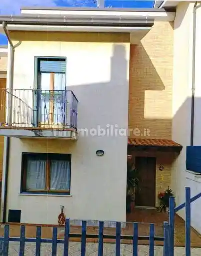 Villa in vendita a Fermo