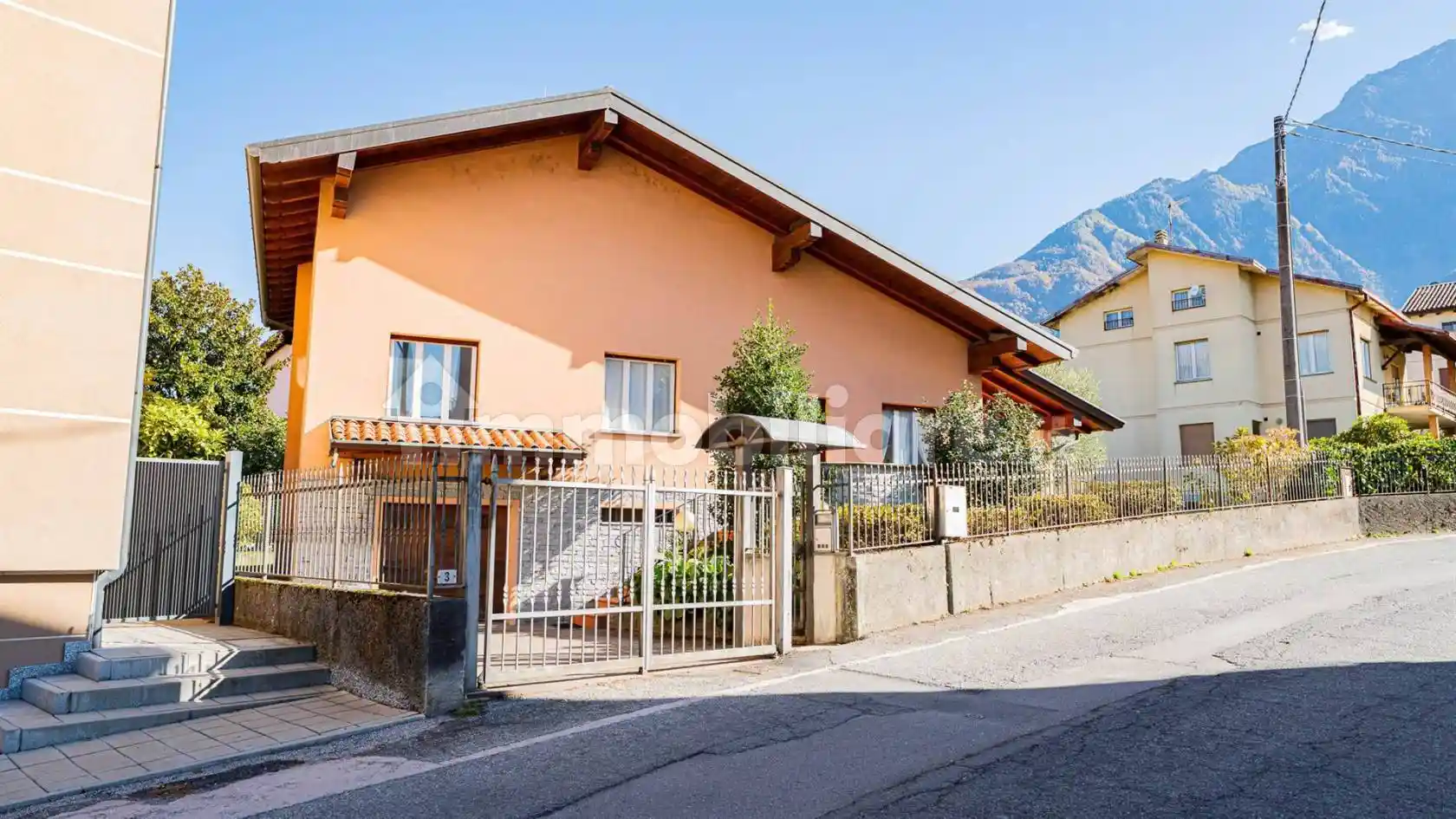 Terratetto unifamiliare via Al Bacco 3, Colico Piano, Colico - foto 2