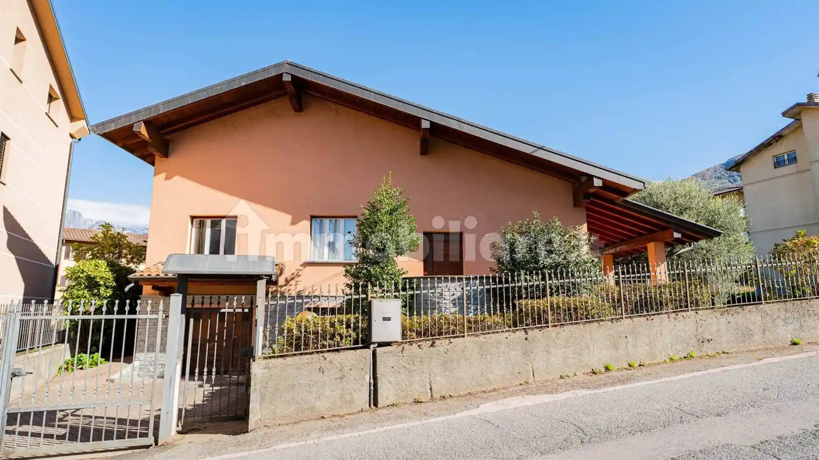 Terratetto unifamiliare via Al Bacco 3, Colico Piano, Colico - foto 3