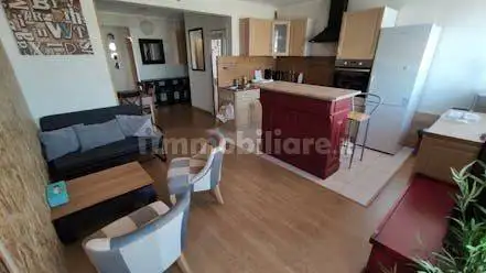 Palazzo - Edificio in affitto a Sanremo