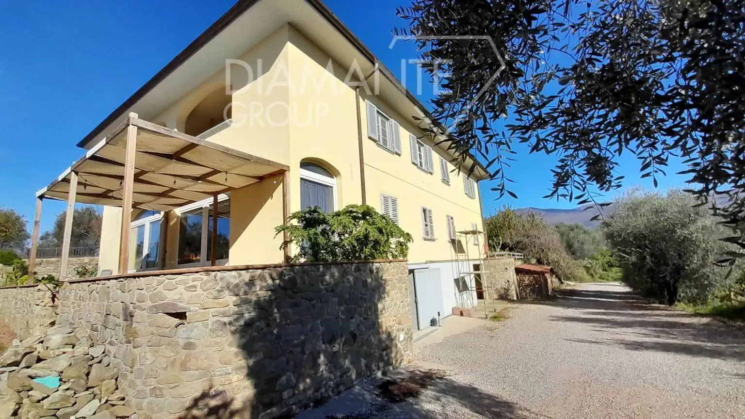Villa unifamiliare, ottimo stato, 2950 m², Castelfranco Di Sopra, Castelfranco Piandisco - foto 2