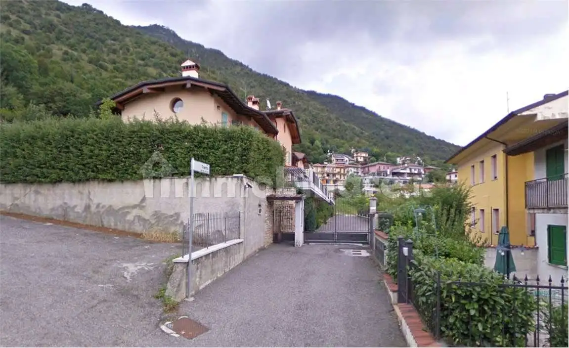 Villetta a schiera in asta a Lumezzane