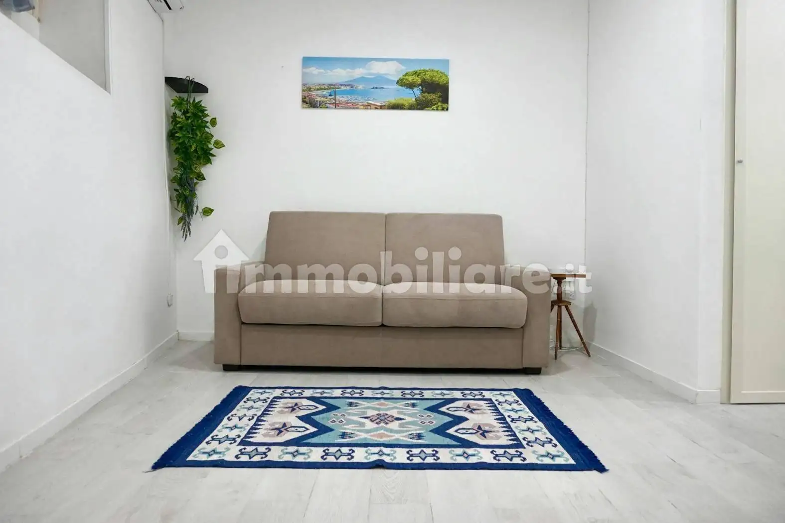 Casa indipendente in affitto a Napoli