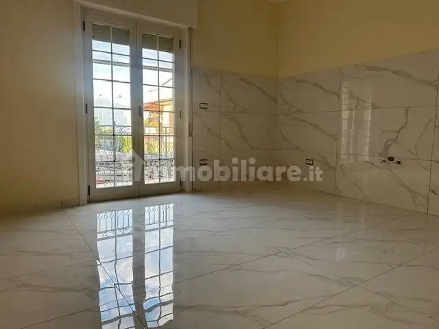 Trilocale ottimo stato, primo piano, Carinaro - foto 2