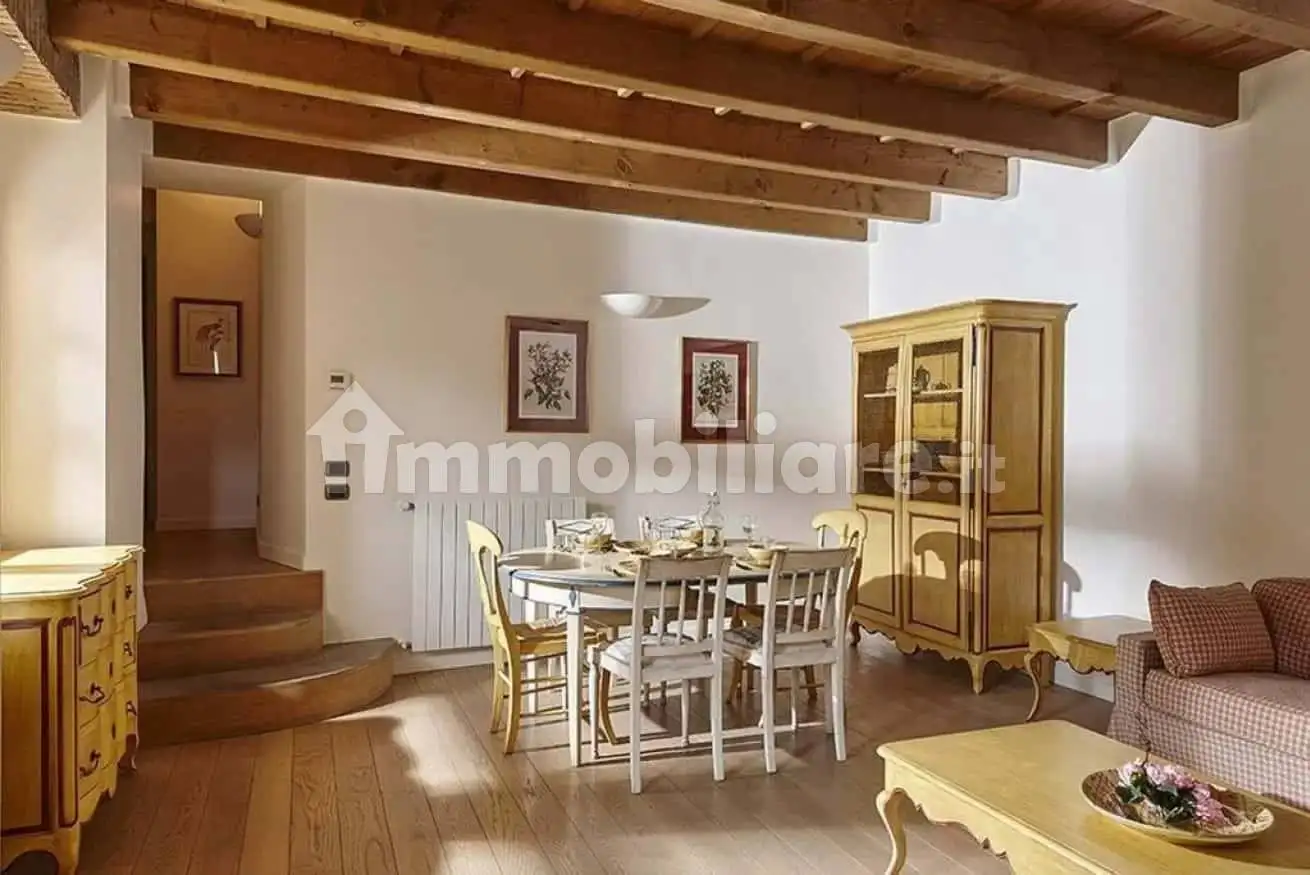 Appartamento in affitto a Como