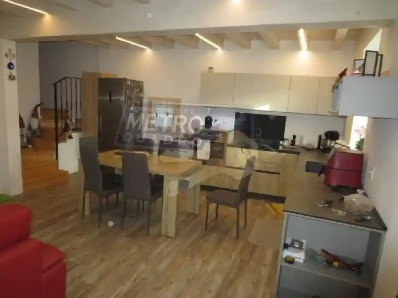 Villa a schiera piazza IV Novembre  5 ,, Carrè - foto 3