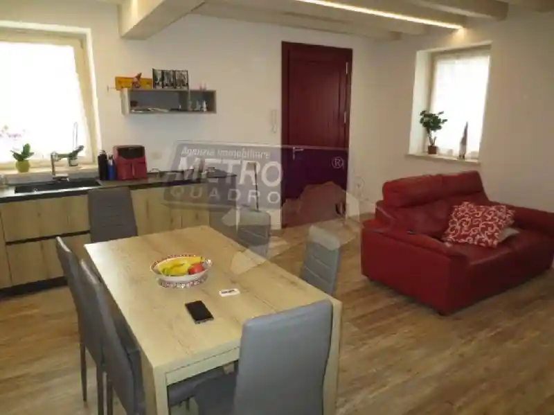 Villa a schiera piazza IV Novembre  5 ,, Carrè - foto 4