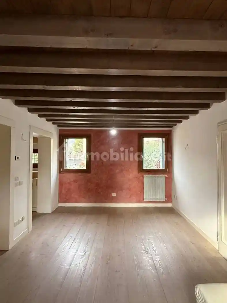 Bilocale via Giulio Salvadoretti 9, Centro, Vittorio Veneto - foto 4